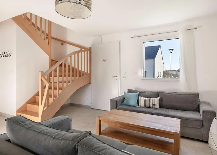 Maison 4 Adultes Et 4 Enfants Toute équipée *