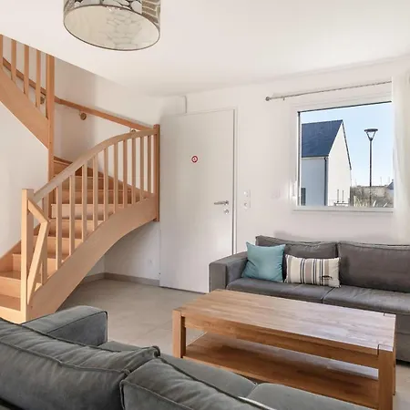 Maison 4 Adultes Et 4 Enfants Toute équipée *