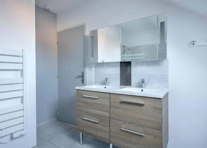 Maison 4 Adultes Et 4 Enfants Toute Equipee